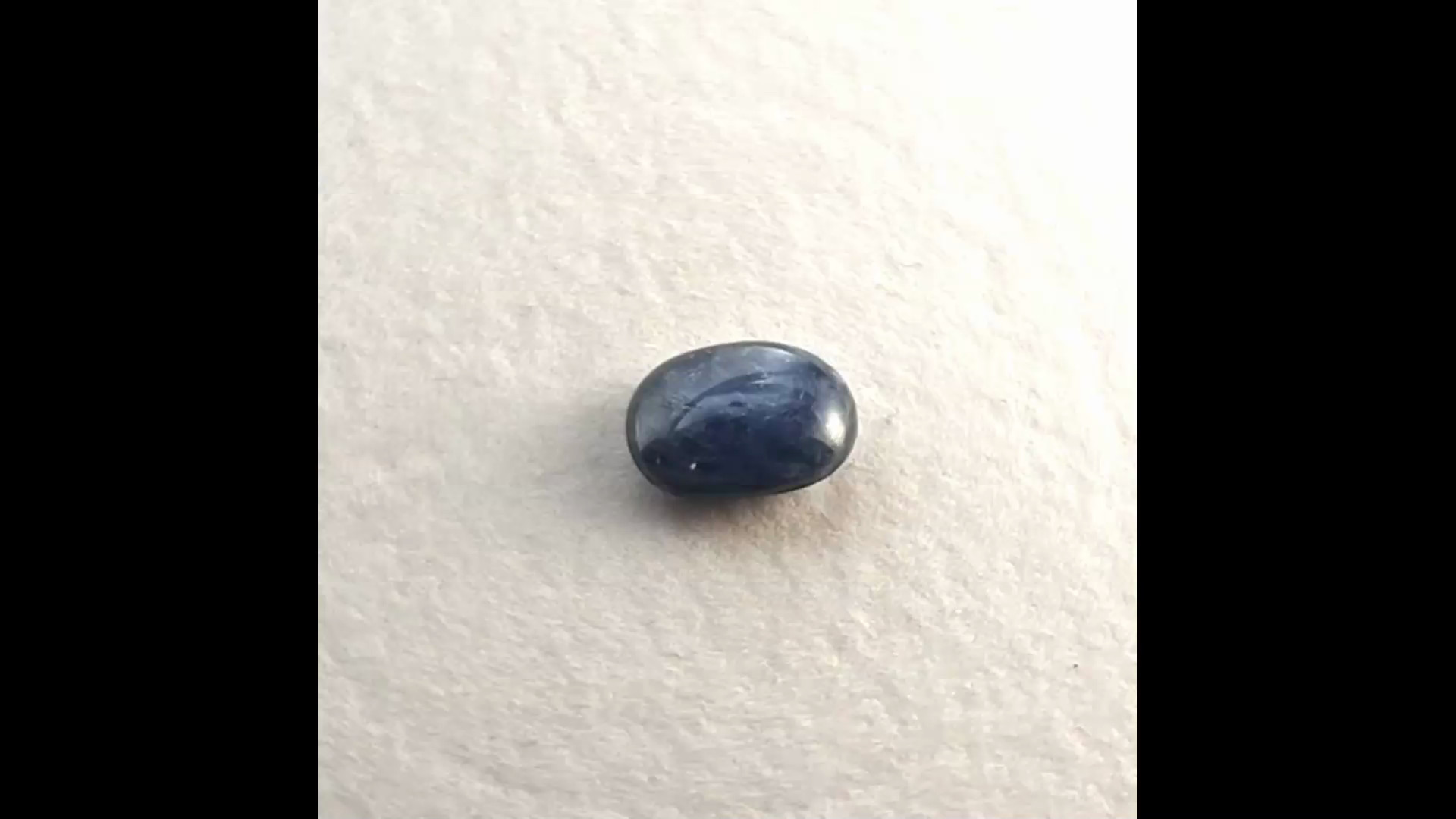 Luonnon safiiri 16,4 ct ovaali