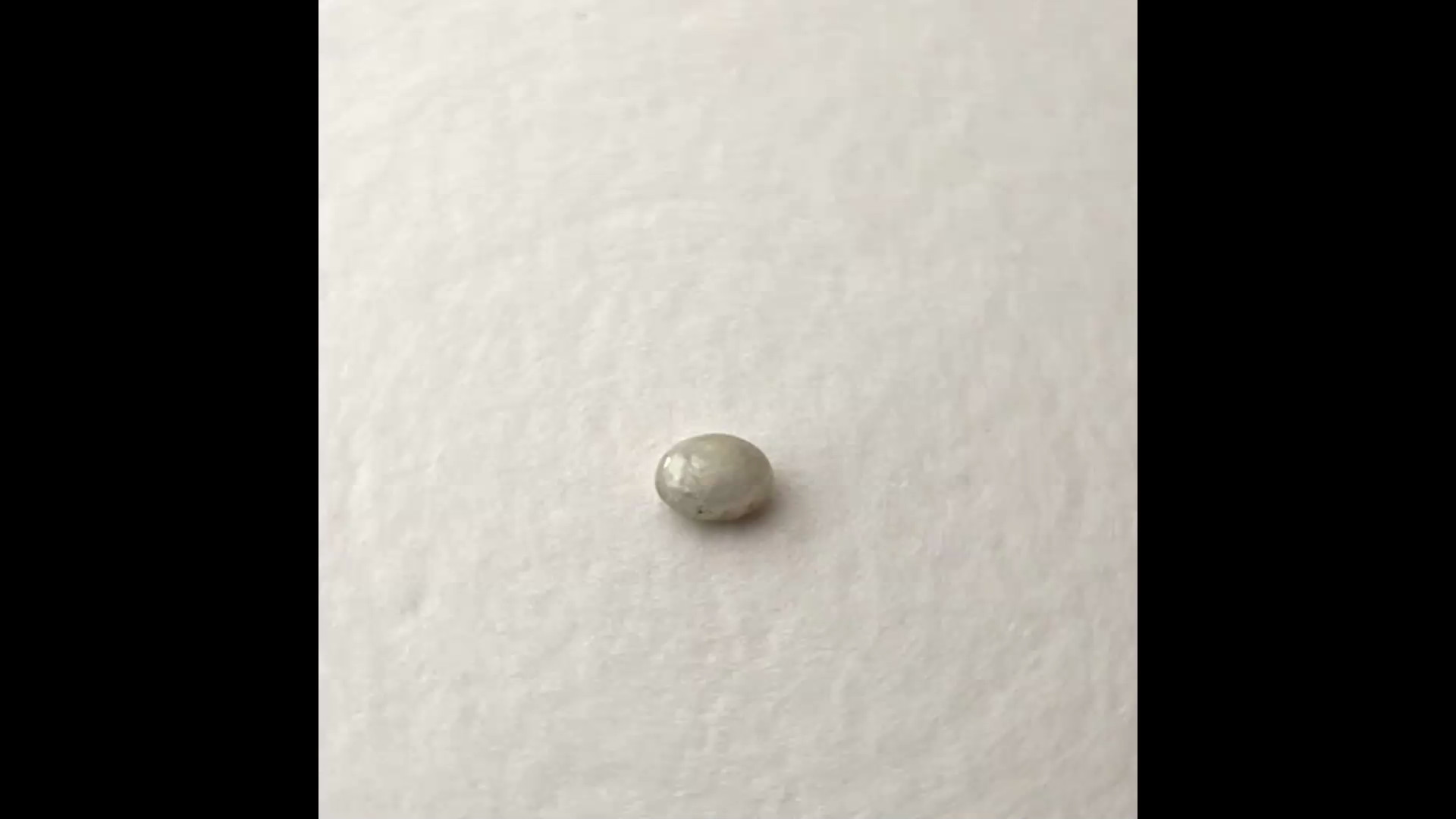 Luonnon safiiri 4 ct ovaali