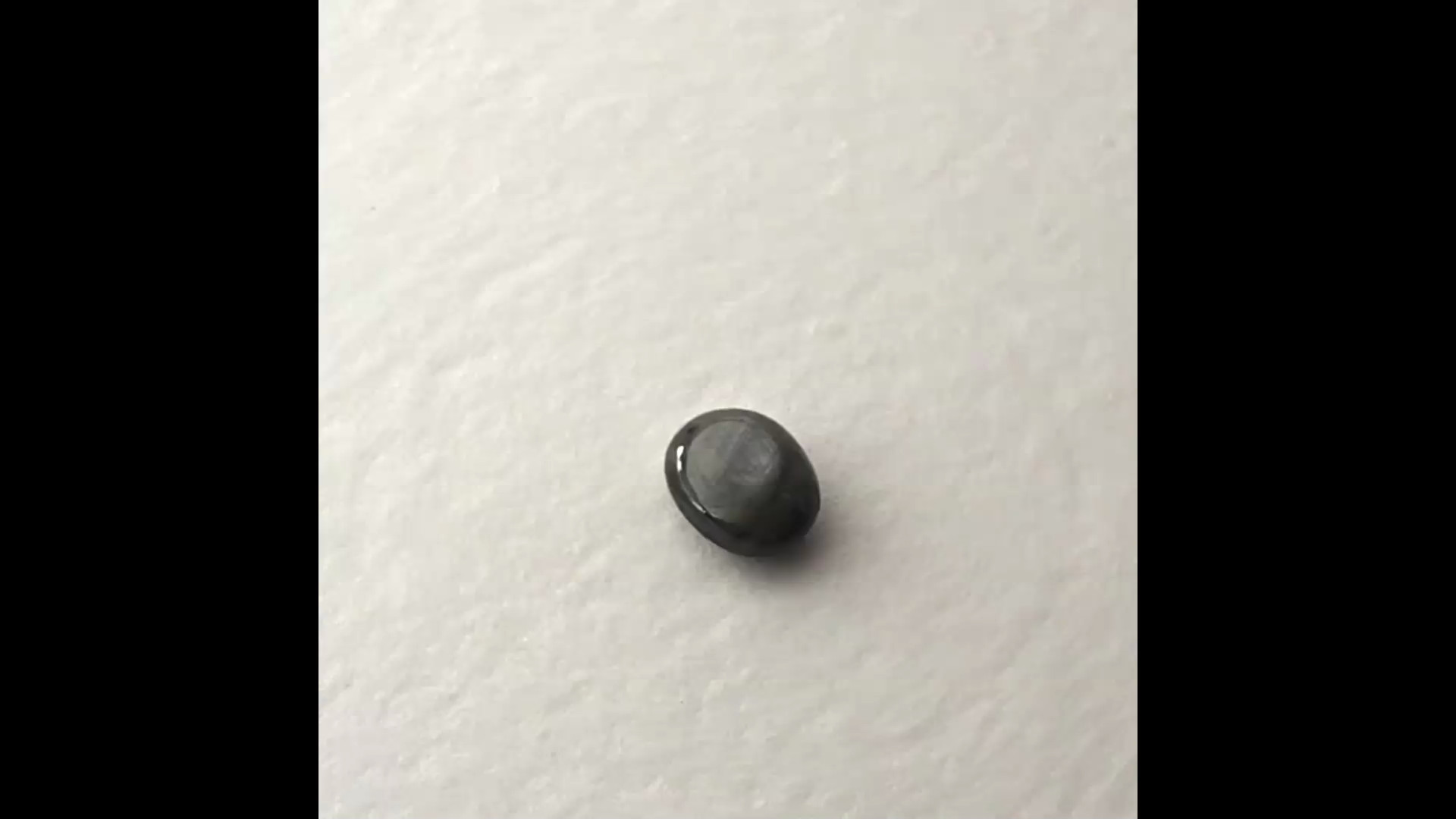 Luonnon safiiri 15,8 ct ovaali