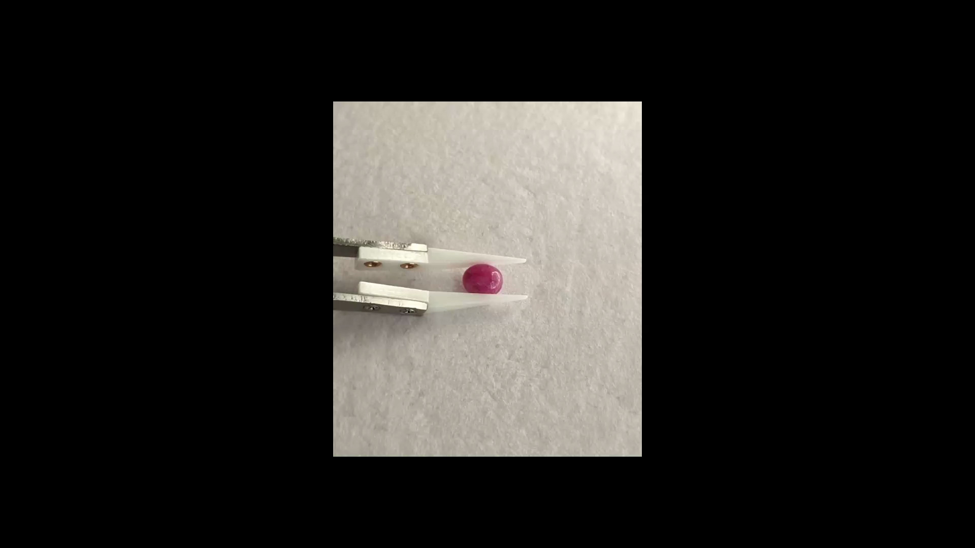 Natural Sapphire 3,59ct color enhanced