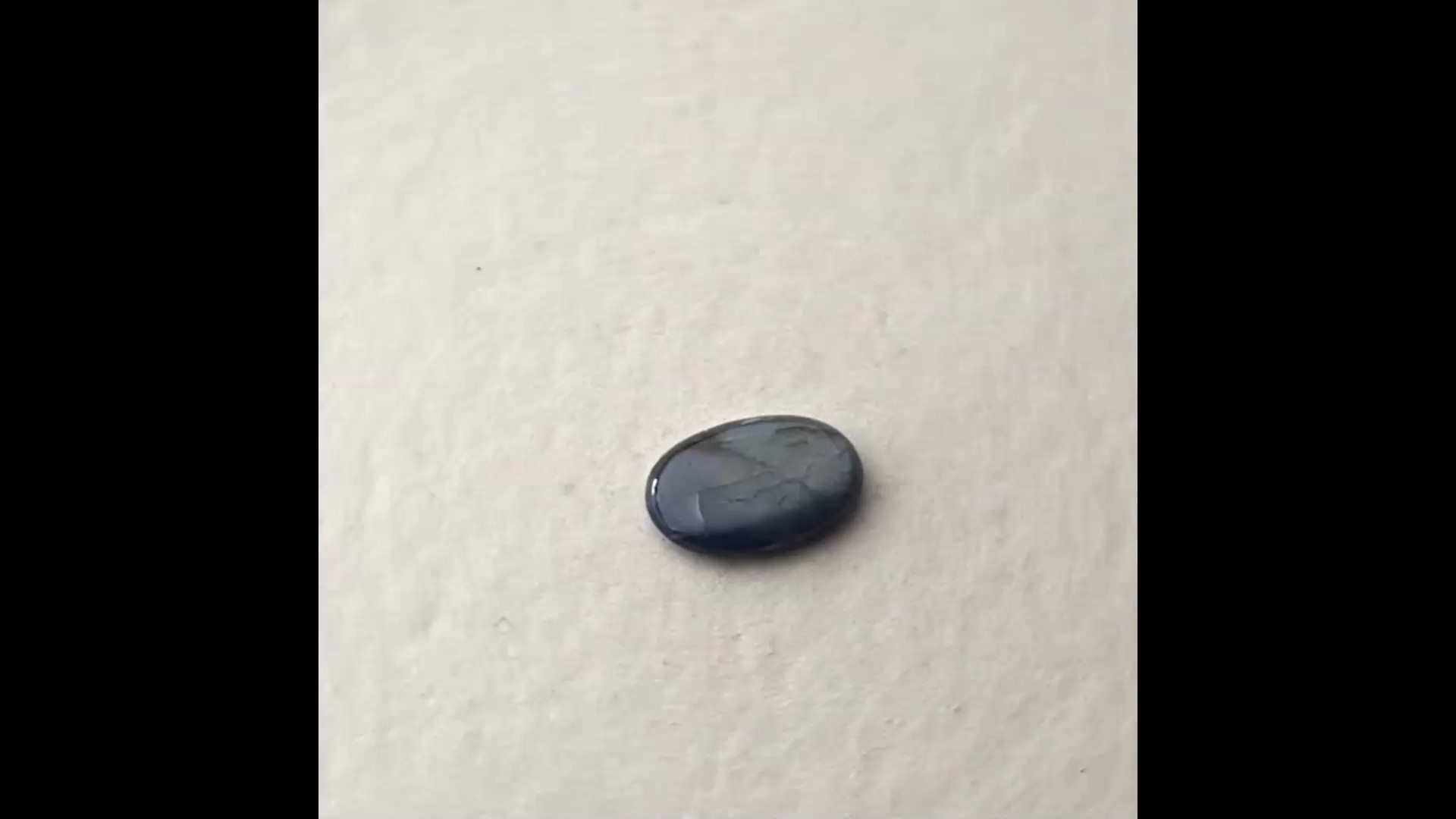 Luonnon safiiri 11,4 ct ovaali