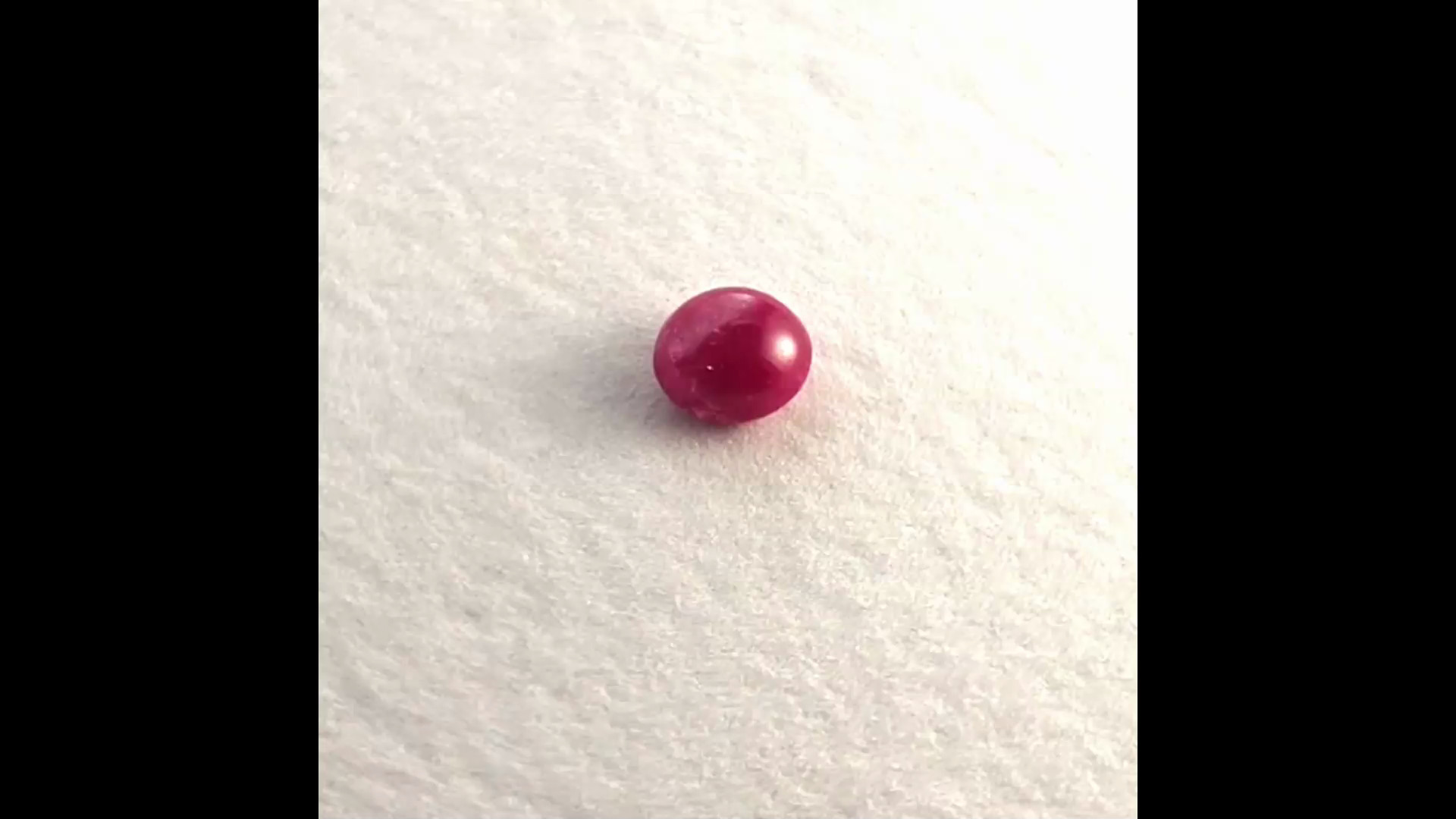 Rubiini 7,7 ct pyöreä