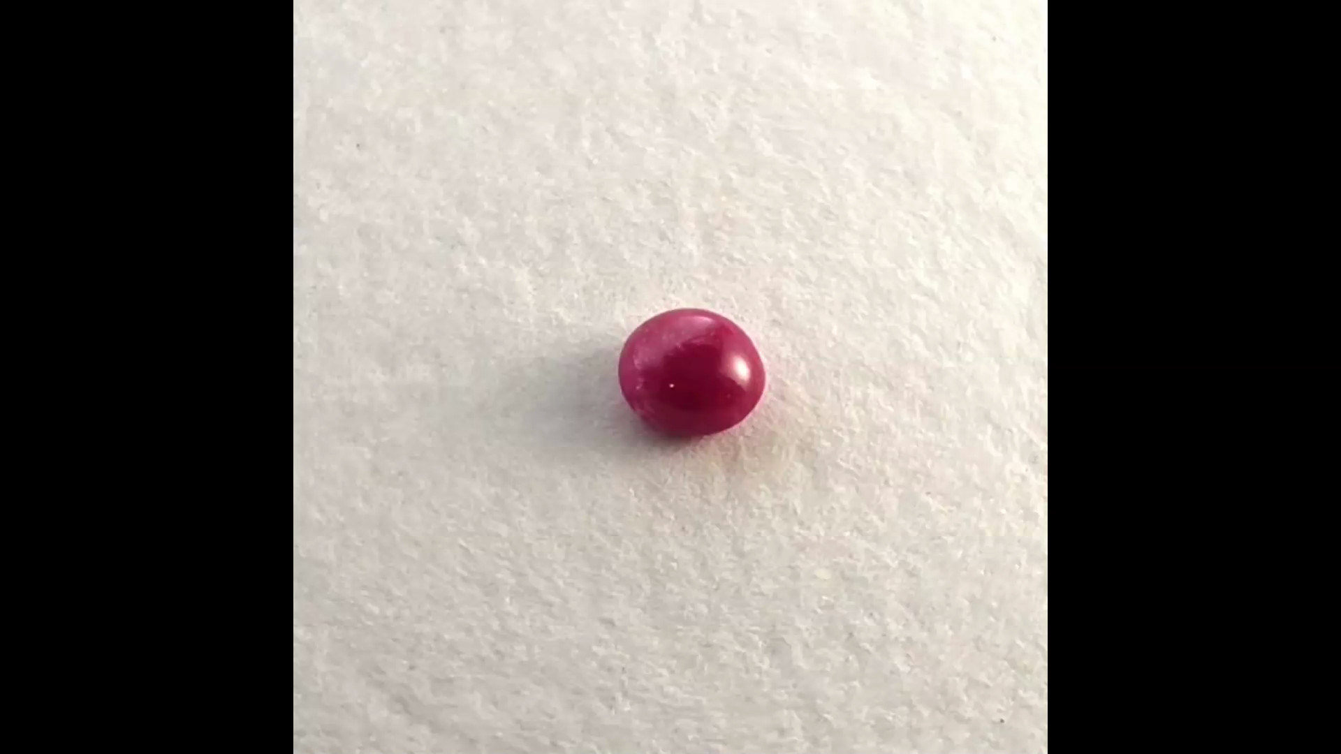 Rubiini 7,7 ct pyöreä